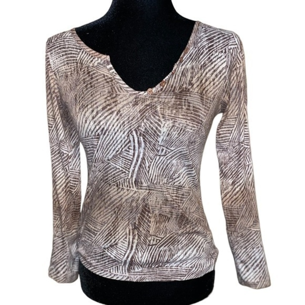 Miss SaSa Long Sleeves Sheer Blouse